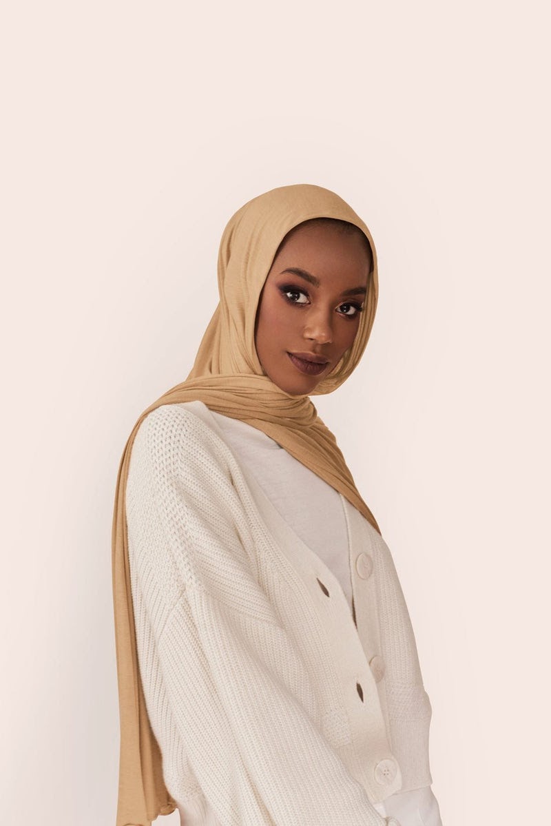 Konsep Penting Warna Chestnut Hijab, Warna Rambut