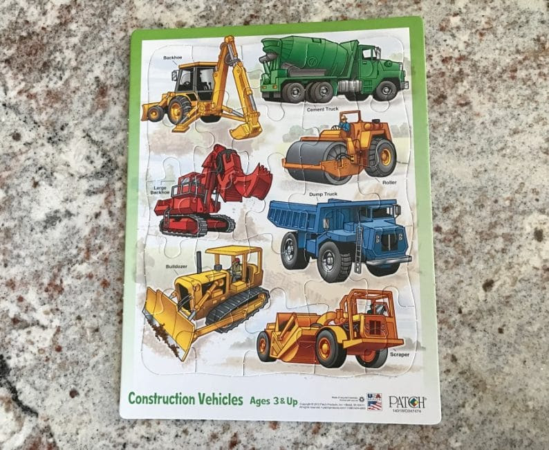 These are some clever puzzle learning tricks to help preschoolers do puzzles on their own.