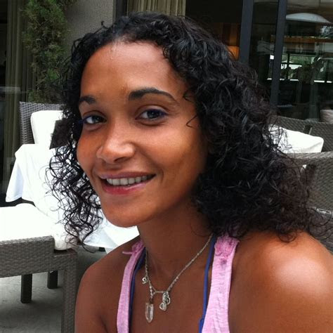 320 kbps ano de lançamento: baixar musica de Suzanna Lubrano Tudo Pa Mi | madoda music