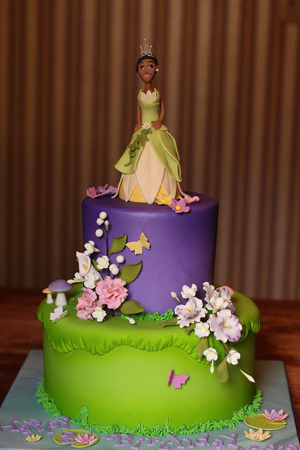 pictures of princess and the frog cakes. Princess and the Frog cake (by