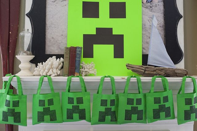 Favors at a Minecraft Party #minecraft #partyfavors
