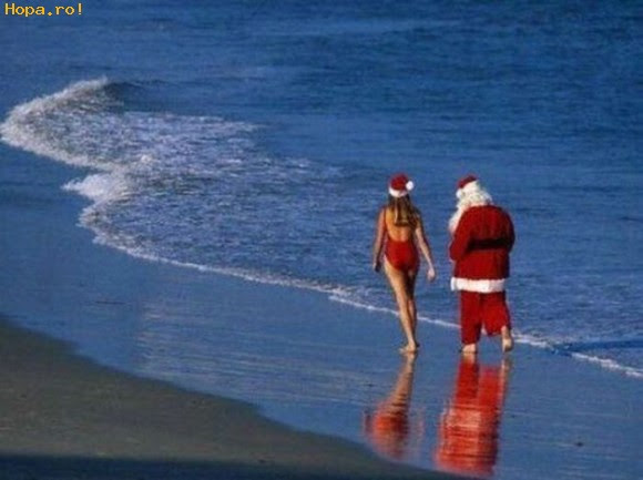 Uite Ca Si Mos Craciun Merge La Mare Poze Haioase De Sarbatori