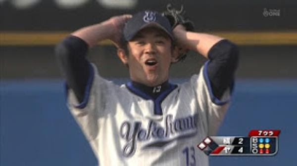 キャッチャー 注文通り投げられなかったから マウンドで腹筋な 野球選手へのボケ ボケて Bokete