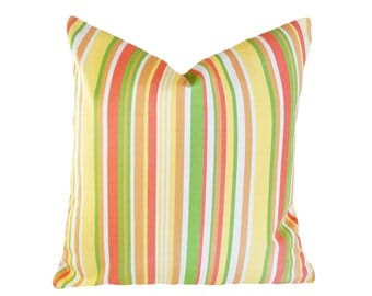 Popular items for SUNBRELLA PILLOWS on Etsy
