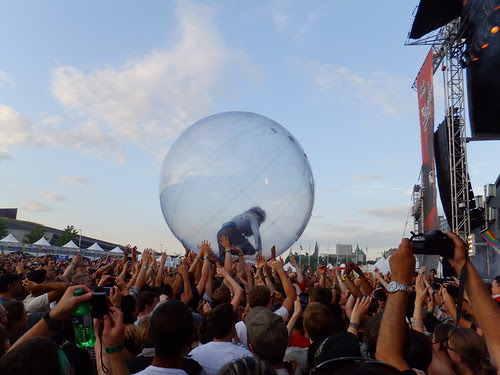 Flaming Lips at Bluesfest 2011