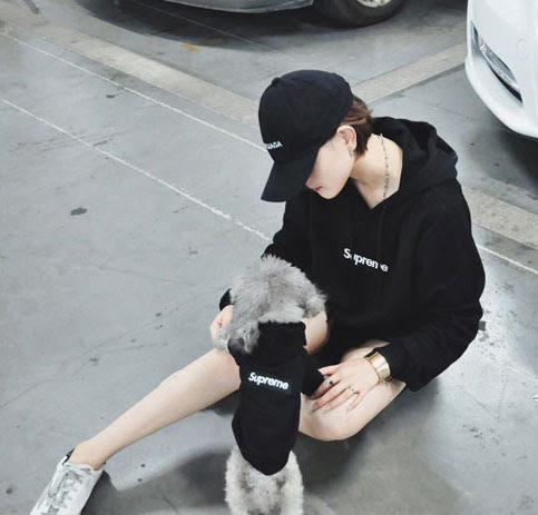 シュプリーム ブランド犬服 子供と大人親子 ペアルック お揃いパーカー 韓国風 パロティパパ ママ