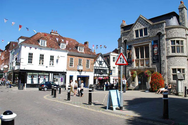 Winchester-Square-Clay-Picture