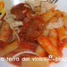 rigatoni,polpettine con foglie di grana
