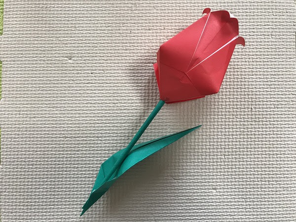 一輪から花束まで 折り紙で立体なチューリップの作り方 折り方 ガムシャラナ子育て