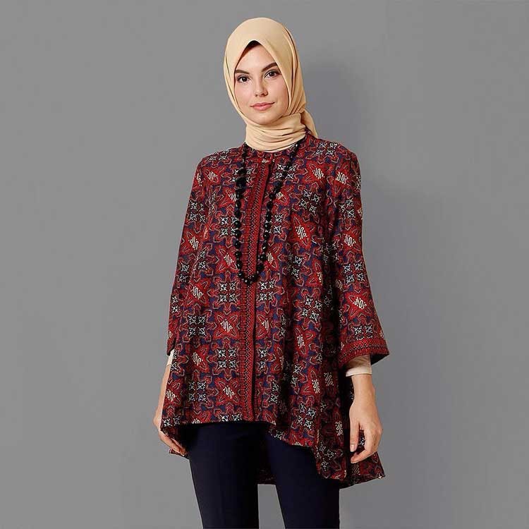 Top Terbaru Baju Batik Wanita, Motif Baju