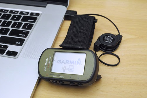 乾電池駆動の腕時計型GPS Garmin Foretrex 401をスマートフォンと 