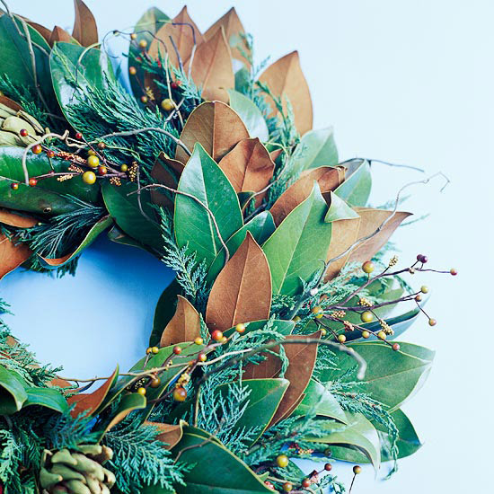 Green and Brown Leaf Wreath