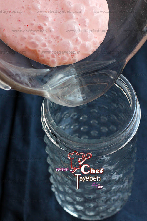 strawberry cream milkshake (6).jpg