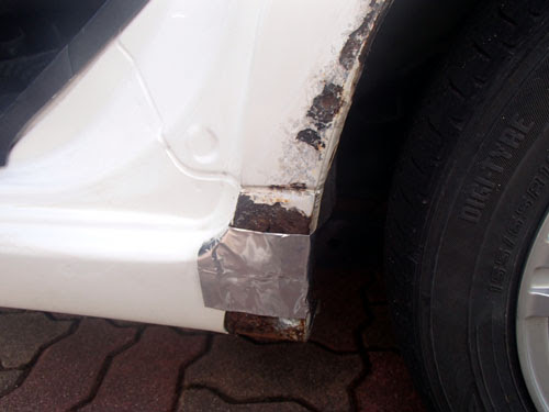 Diyで車の大サビfrp補修 前編 ｄｉｙまにあ