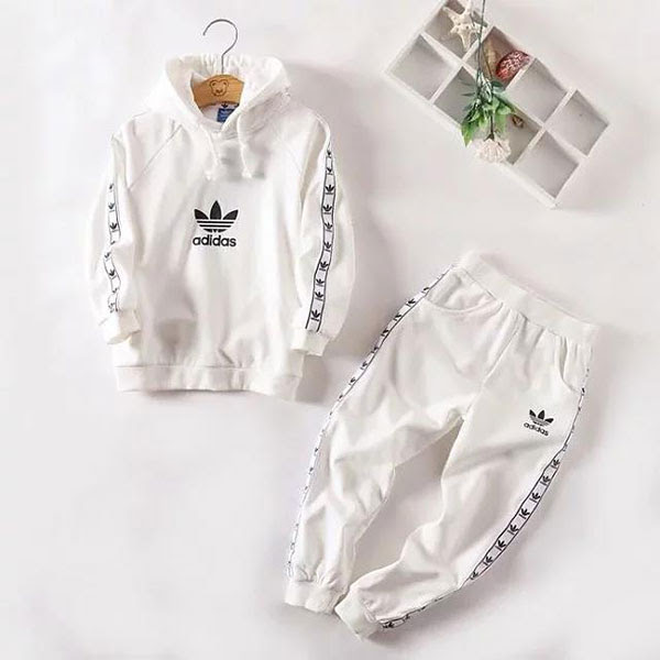 アディダス 子供パーカー セットアップ キッズ用パーカーadidas 新作 激安 綿