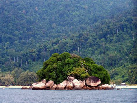 malaysia tourist attractions places   history