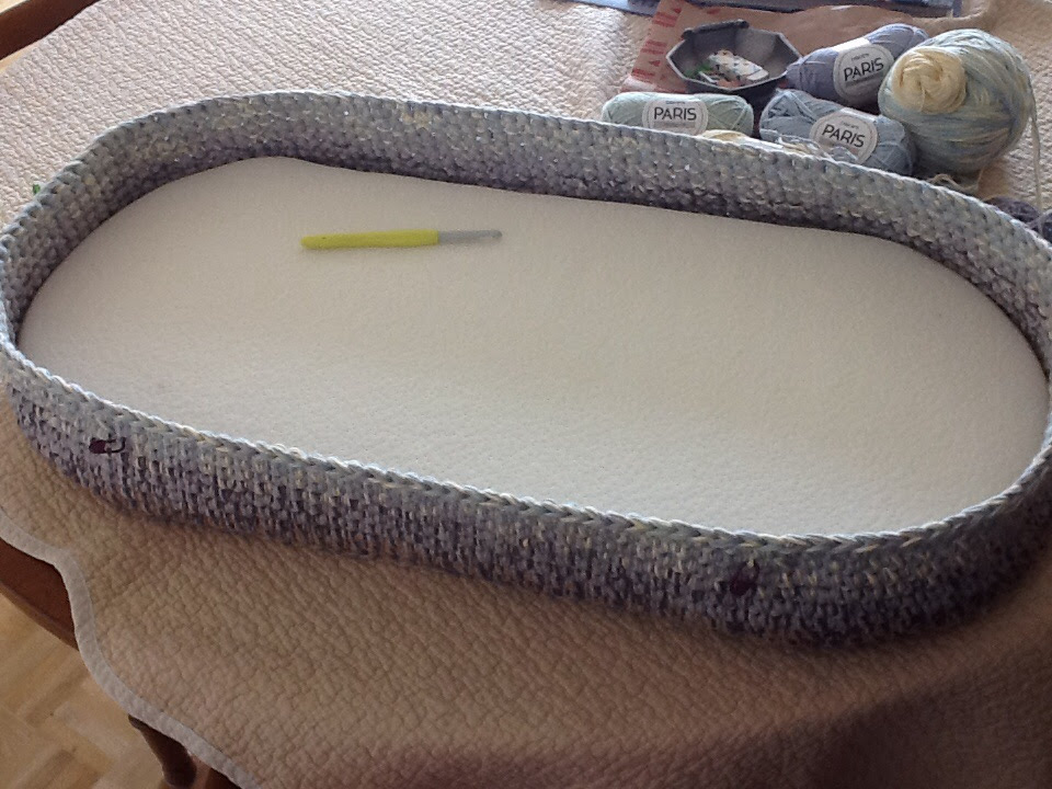 Couffin Au Crochet Des Mots Et Des Mailles