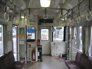 Jr 車内