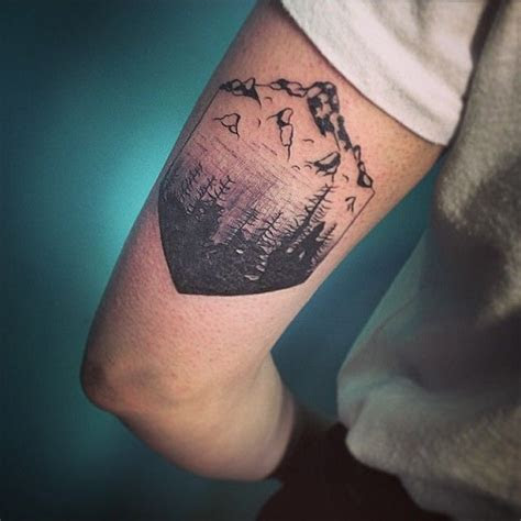 stylish  realistic nature tattoos designs ideas
