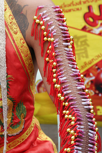 Skin piercing - count the needles