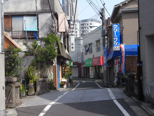 紙兎ロペ その後 えいはち 十二社の行動