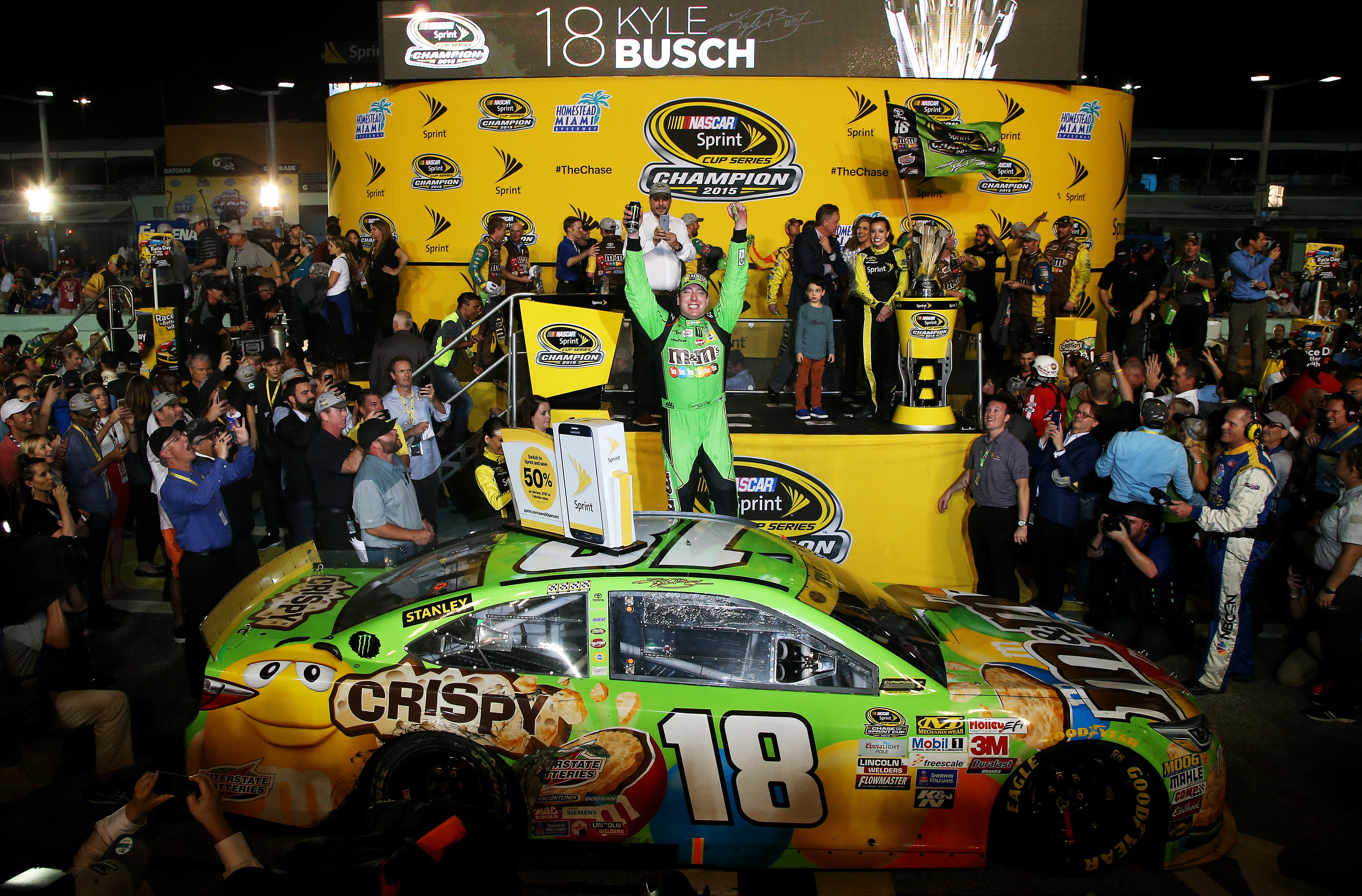 Kyle Busch Wins First Sprint Cup Championship at Homestead ...