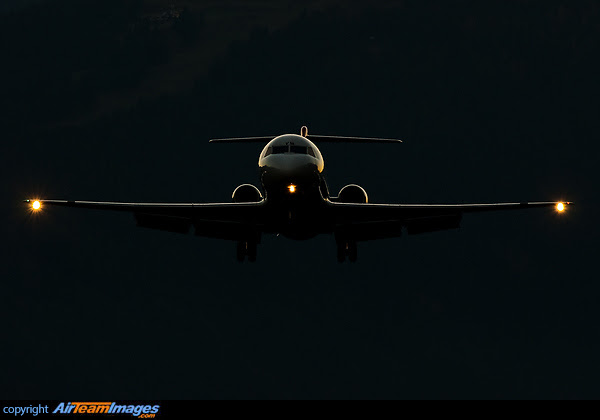 Fokker 100 Silhouette