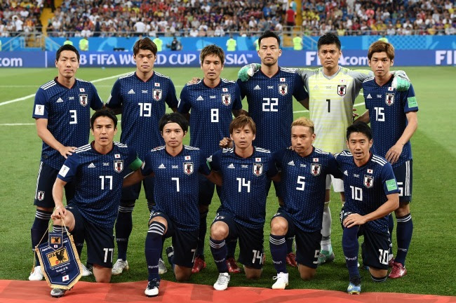 ナカタがベスト Fifa公式がイラストで日本代表を アジアの柱 と紹介 最も大きく描かれた歴代選手は サッカーダイジェストweb