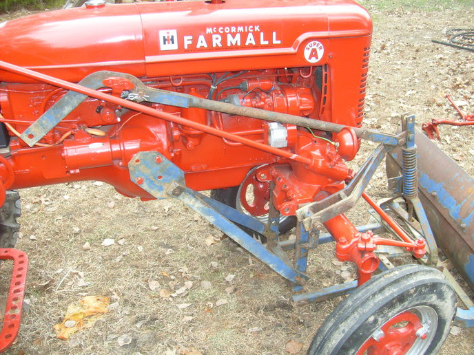 Farmall Super A Snowblade installa... - Yesterday's Tractors