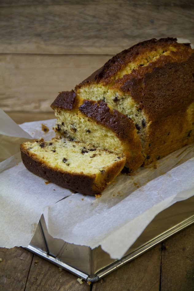 Torta all'arancia e gocce di cioccolato (senza burro ...