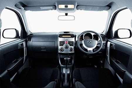 Perodua Nautica 4WD: Specifications and Photos