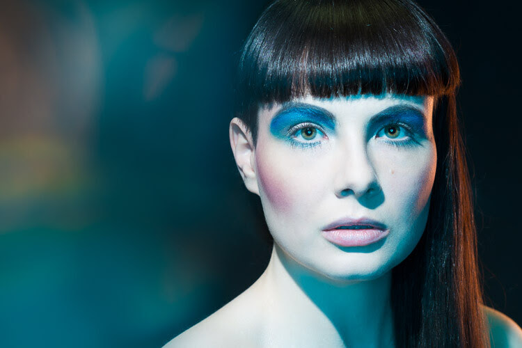 Short Lighting with a Butterfly pattern.