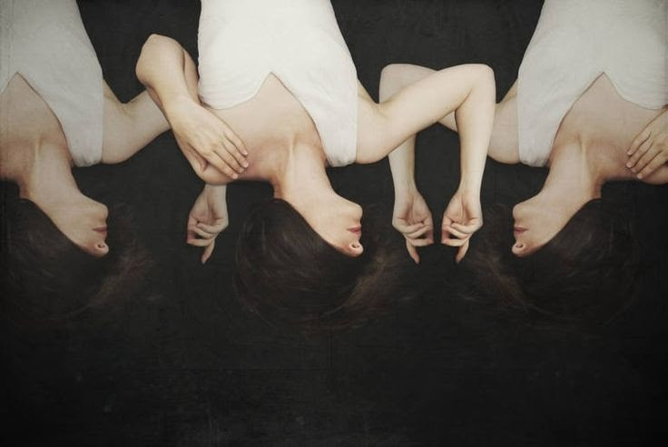 Art of the Day - Elle Hanley