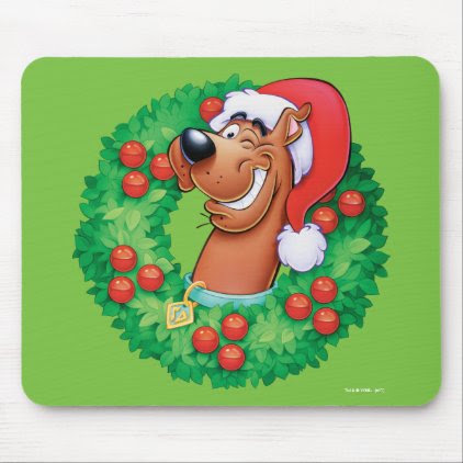 Scooby in Wreath Mouse Pad