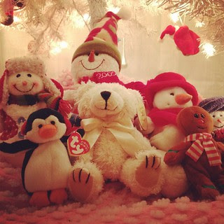 Putting the tree up - Dec 2012