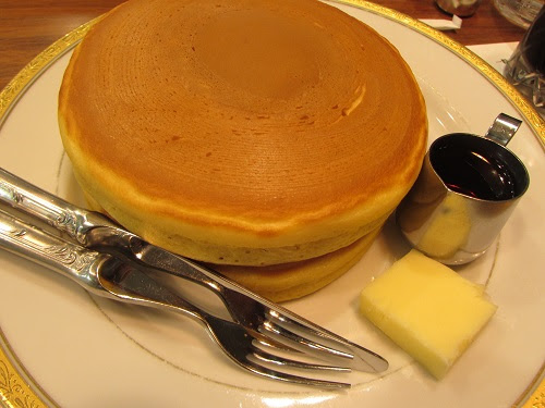 東京のお店で 大阪の有名珈琲店のホットケーキ 年07月 大阪府大阪市 まちおこし編集長の取材ノート