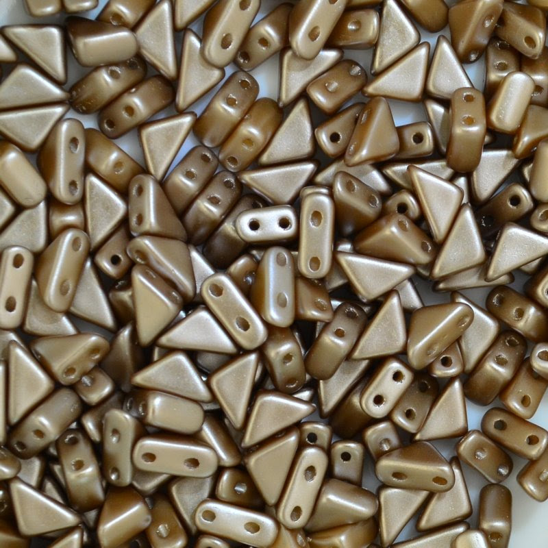 27888100-13 Shaped Beads - 2 hole Tango - Pastel Coco