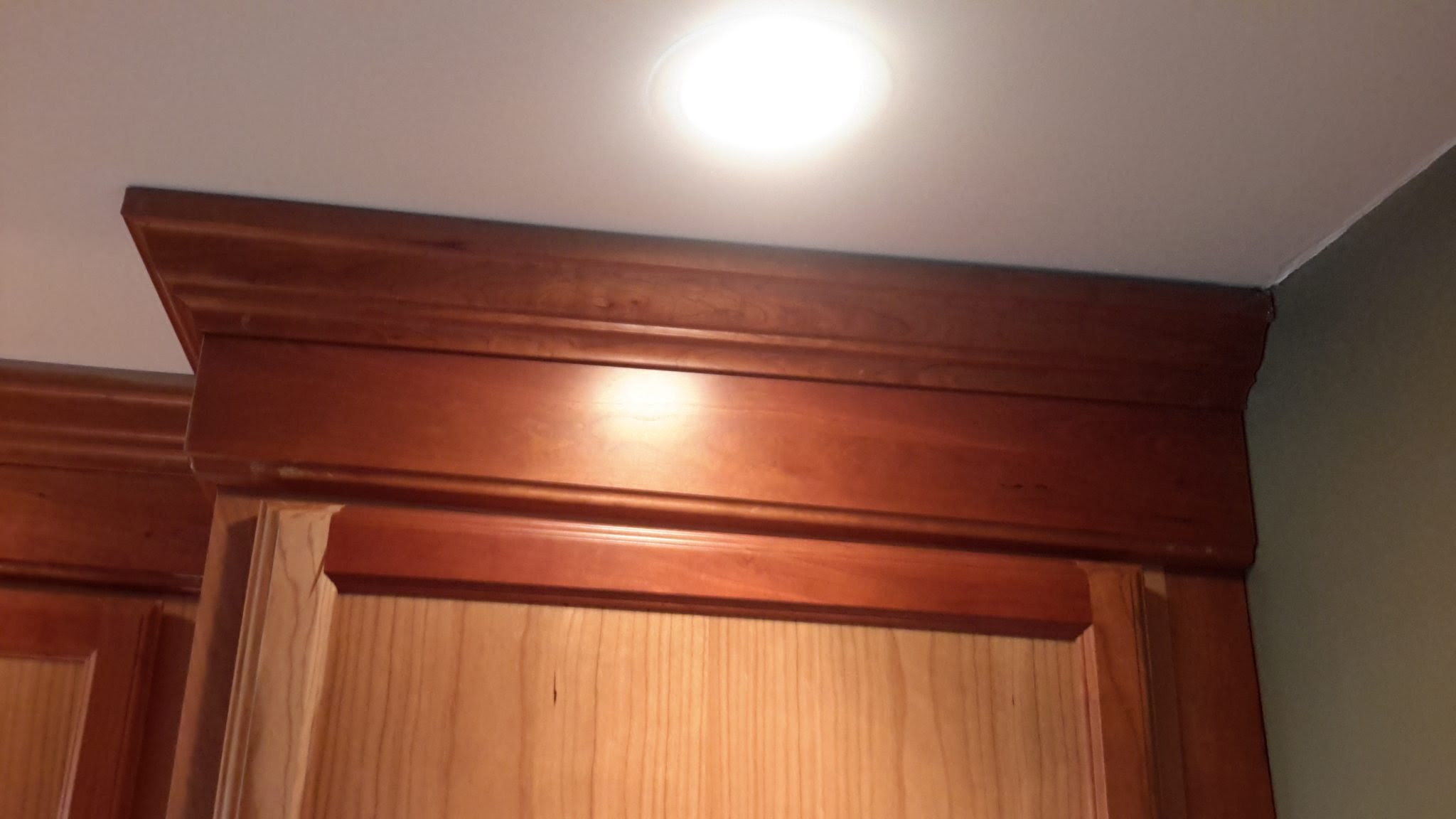 Ceilings That Are Not Level and Crown Molding Kitchen Ceilings That Are Not Level and Crown Molding Kitchen