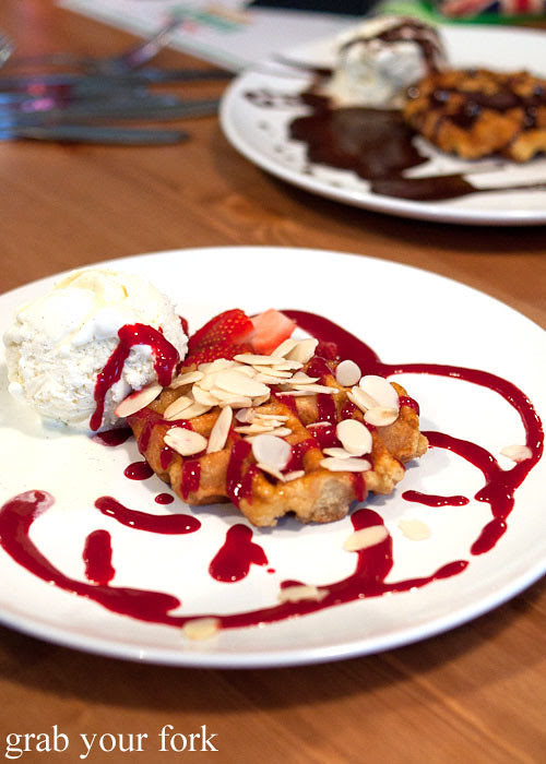 waffle with strawberries at pearl's diner, felixstowe, adelaide