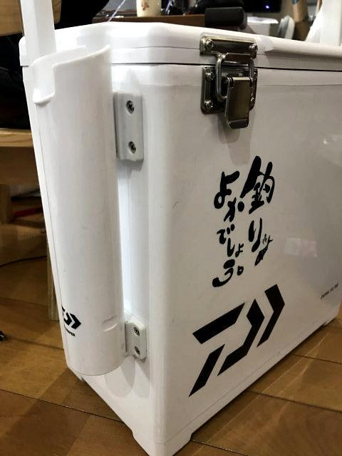 これは便利 クーラーボックスにロッドホルダー あさやんブログ