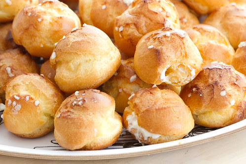 Tuuletaskud-tuuleoad / Profiteroles, Estonian style