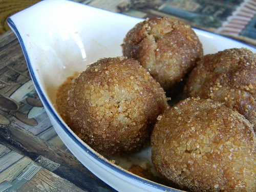 Apple Pie Cake Balls