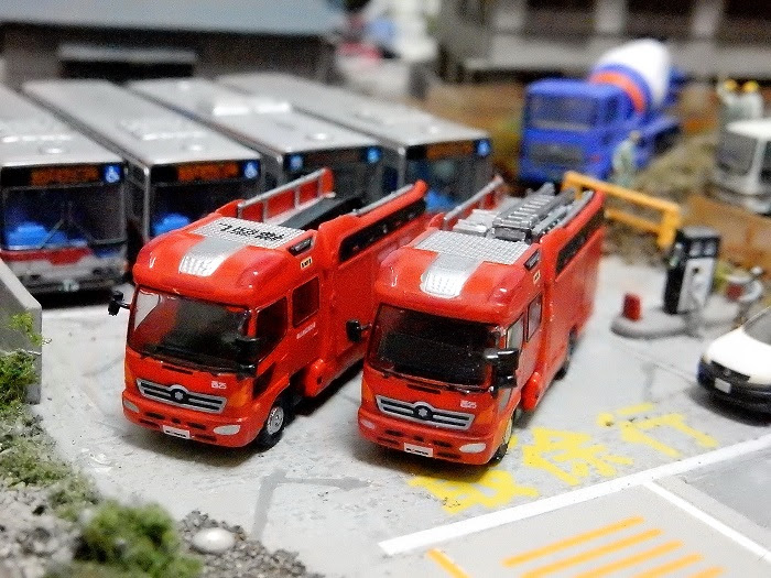 自動車事業部 エフトイズ ニッポンの働く車キット2 消防車両2 13mブーム付多目的消防車 Mvfをモリタ水槽付消防車mtx風に改造しました ゞ 鉄道に萌え