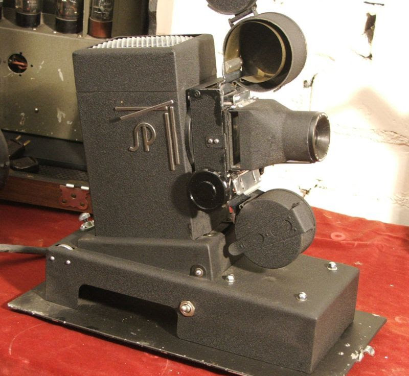 film strip projector | 70's, 80's | Pinterest