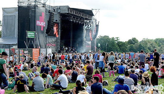 V Festival 2012