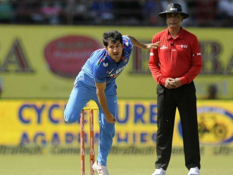 Mohit Sharma Sole Shot 1st ODI