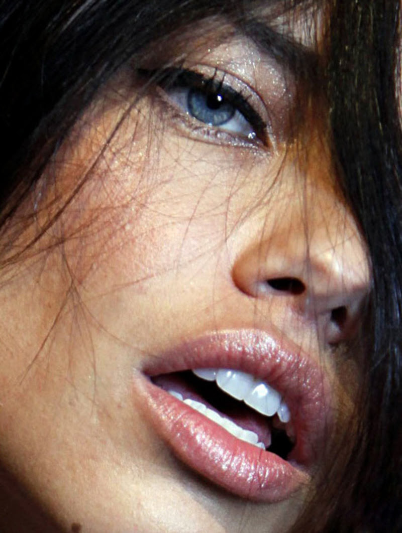 Fashion Model Adriana Lima, Style inspiration, Fashion photography, Long hair