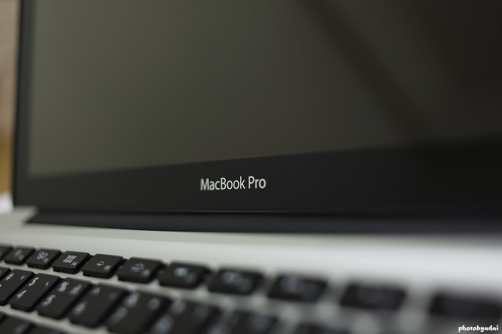 2012.8.25 Macbook Pro Unboxing 