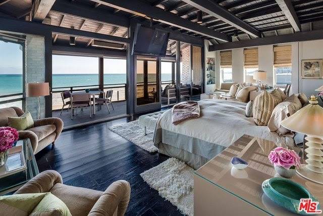 Master suite with private balcony