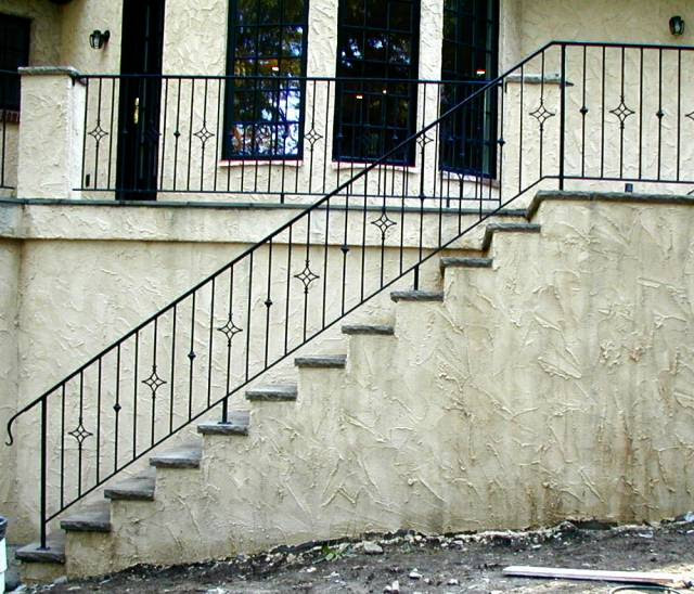 Modern Staircase Grill Design